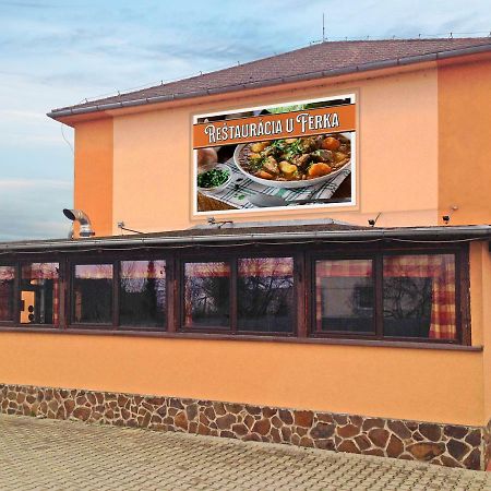 U Ferka Hotel Lemesany Exterior photo